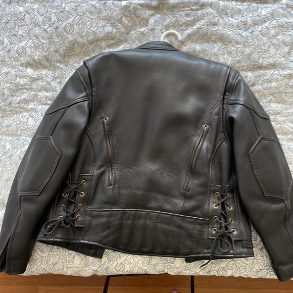 Fox Creek Woman’s Motorcycle jacket. - Picture 3 of 3